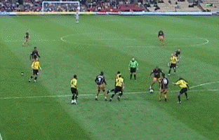 Leon passes Leon passes